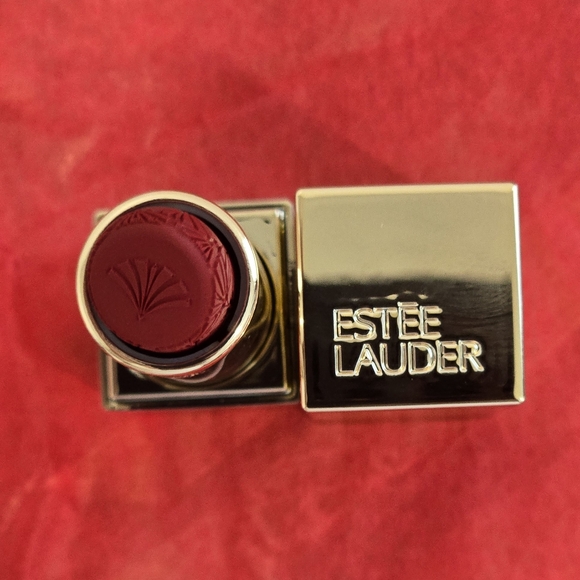ESTEE LAUDER - Picture 5 of 7